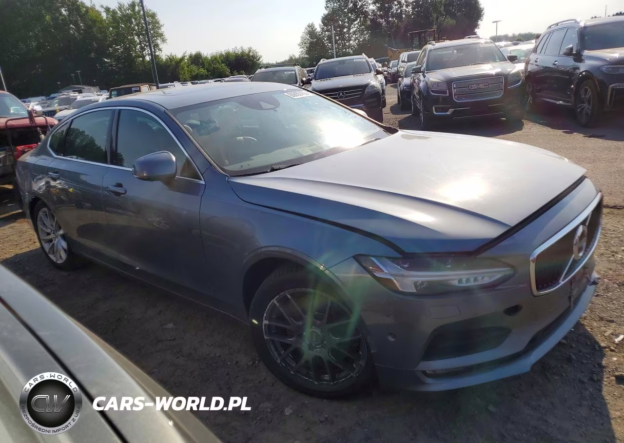 2018 Volvo S90 T6 Momentum VIN:LVY992MK8JP020423 - 4