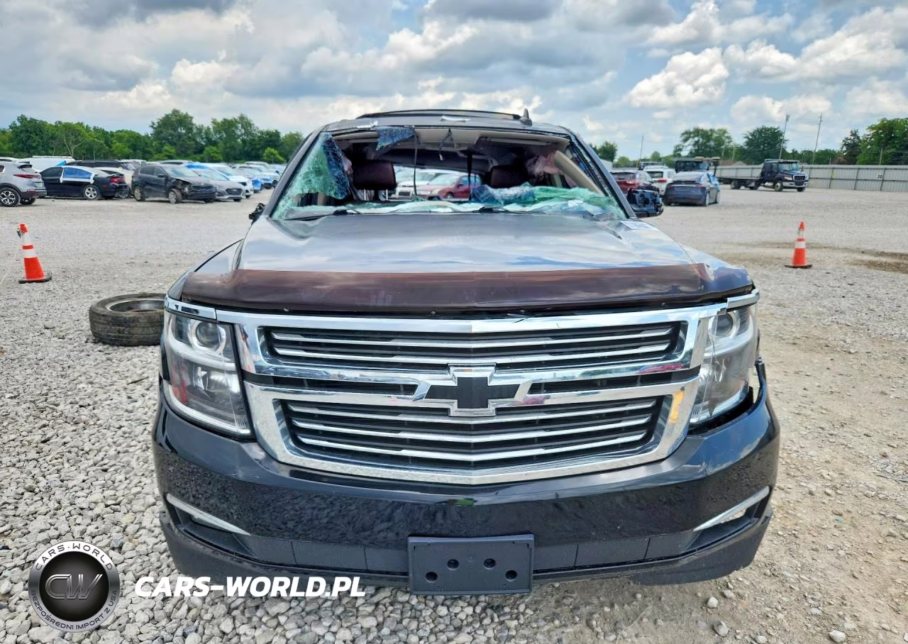 2017 Chevrolet Suburban K1500 Premier VIN:1GNSKJKC1HR276704 - 5