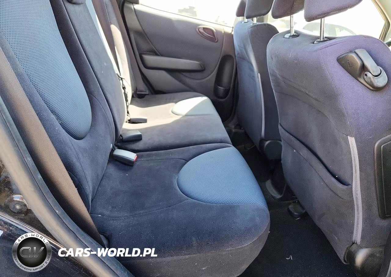 2007 Honda Fit S VIN:JHMGD386X7S017236 - 10