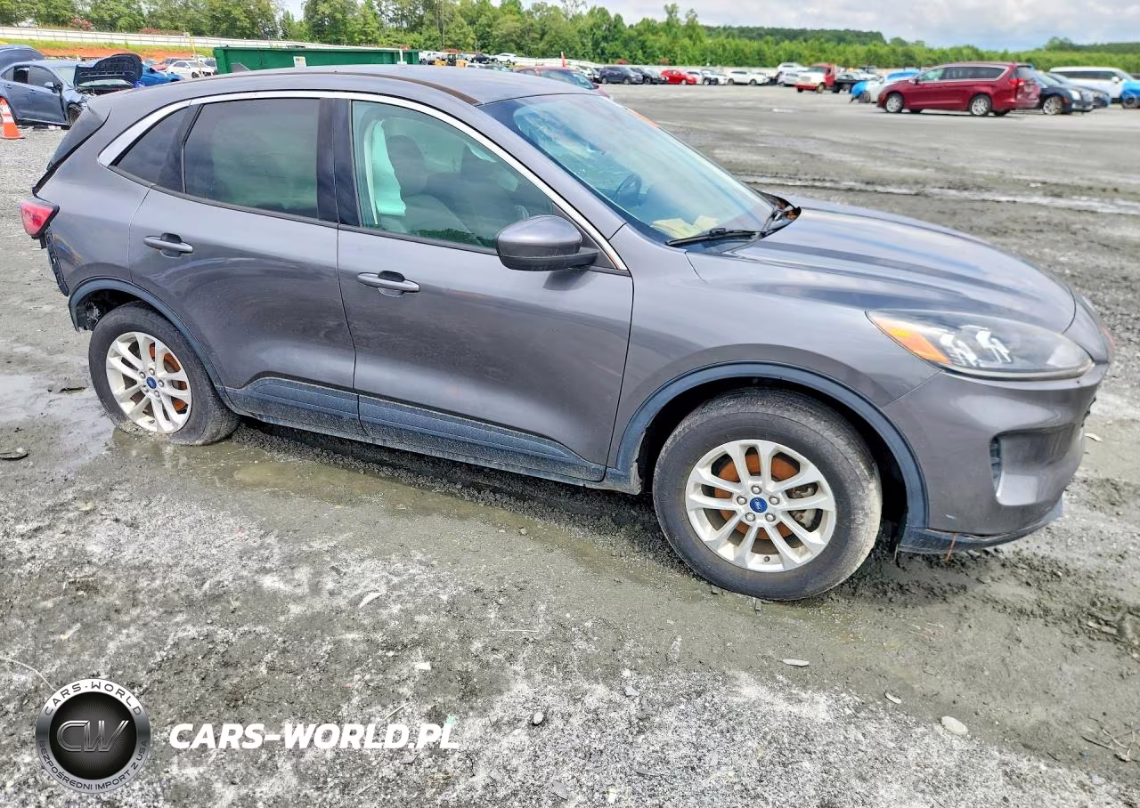 2021 Ford Escape Se VIN:1FMCU9G69MUB18557 - 4