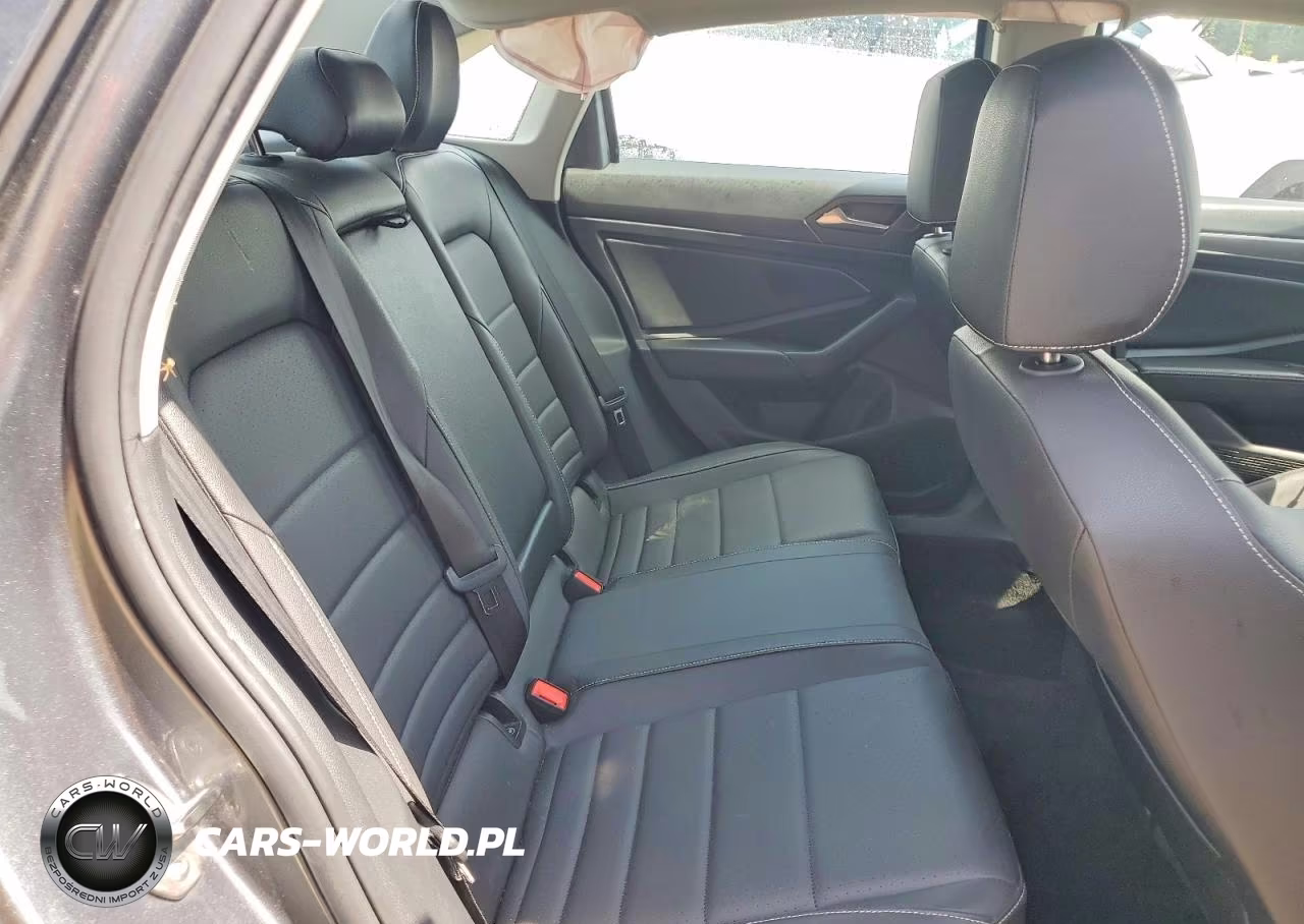 2024 Volkswagen Jetta Se VIN:3VWEM7BU3RM015523 - 10