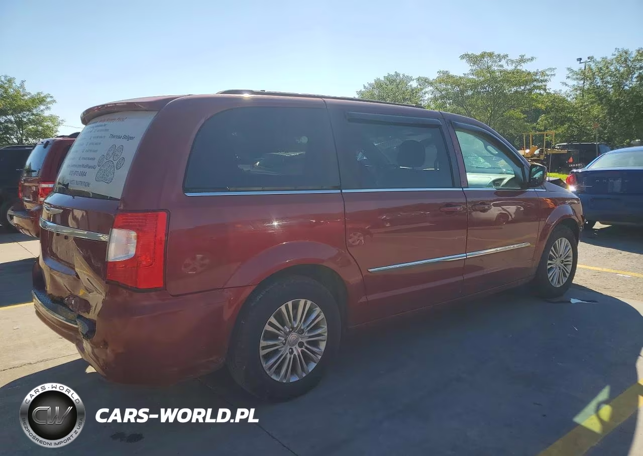 2016 Chrysler Town & Country Touring L VIN:2C4RC1CG0GR100886 - 3