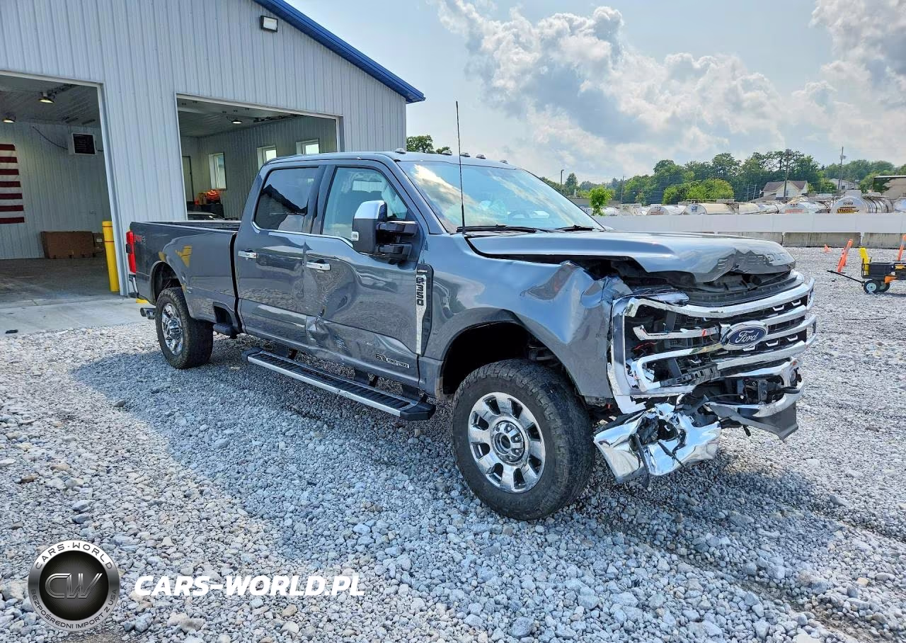 2025 Ford F350 Super Duty VIN:1FT8W3BTXSED28591 - 4