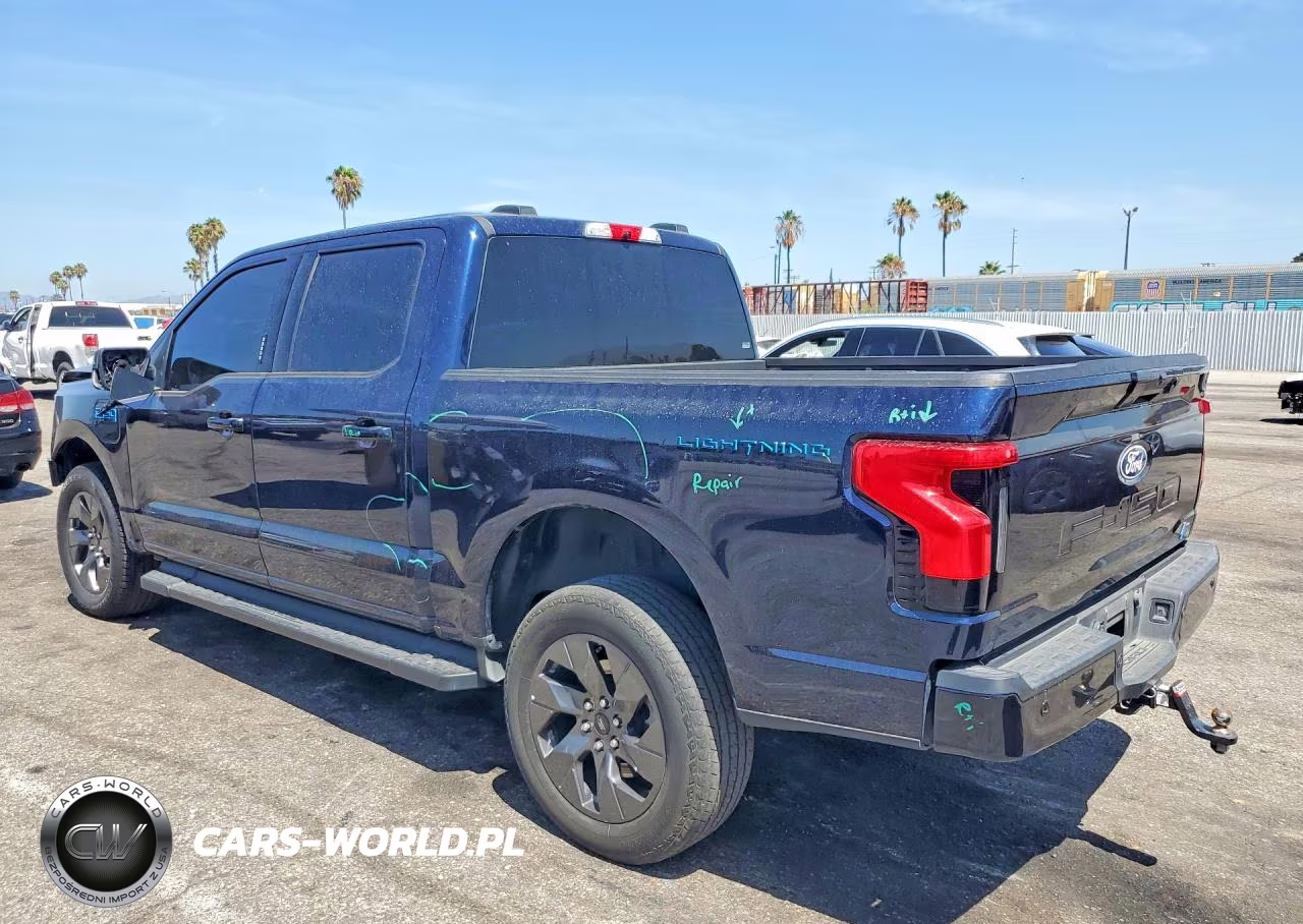2024 Ford F150 Lightning Xlt VIN:1FT6W3L79RWG11593 - 2