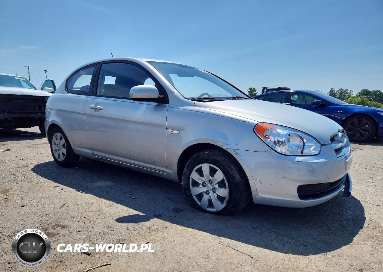 2010 Hyundai Accent Gs VIN:KMHCM3AC2AU165503 - 4