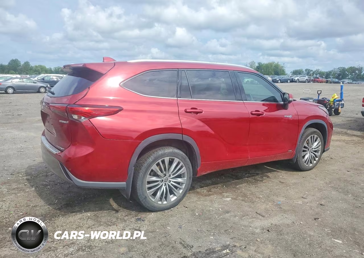 2021 Toyota Highlander Hybrid Platinum VIN:5TDEBRCH8MS068328 - 3
