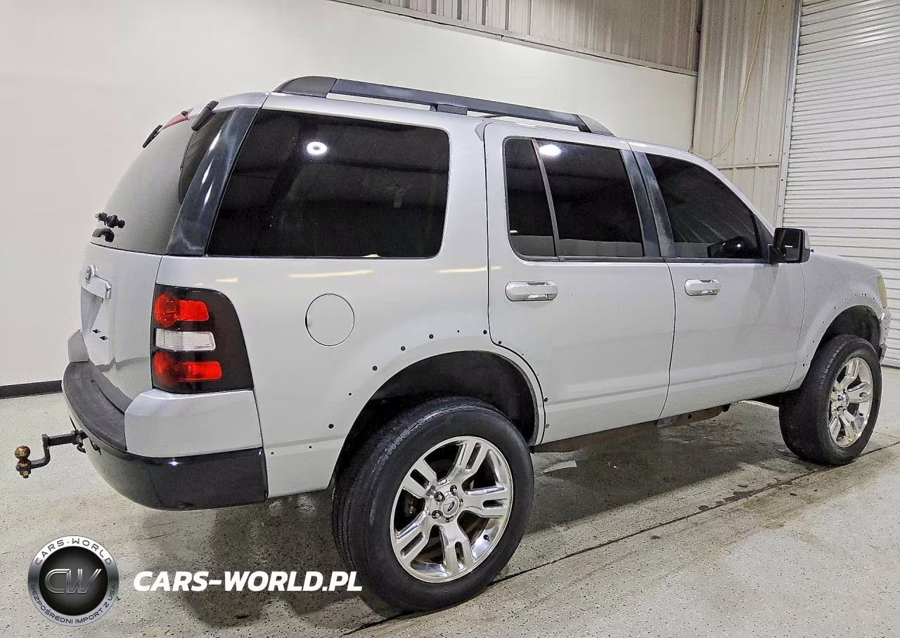 2010 Ford Explorer Xlt VIN:1FMEU6DE2AUA95461 - 3