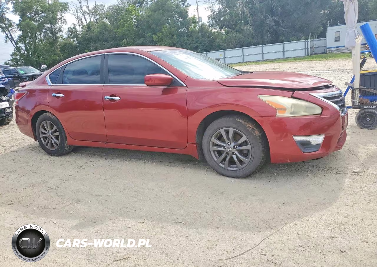 2015 Nissan Altima 2.5 S VIN:1N4AL3AP0FC492289 - 4