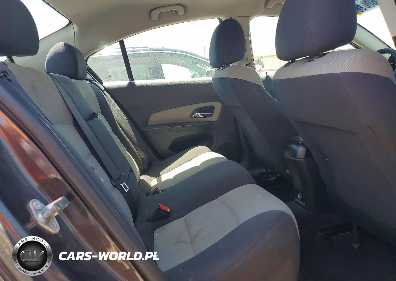 2014 Chevrolet Cruze Ls VIN:1G1PA5SG8E7440428 - 10