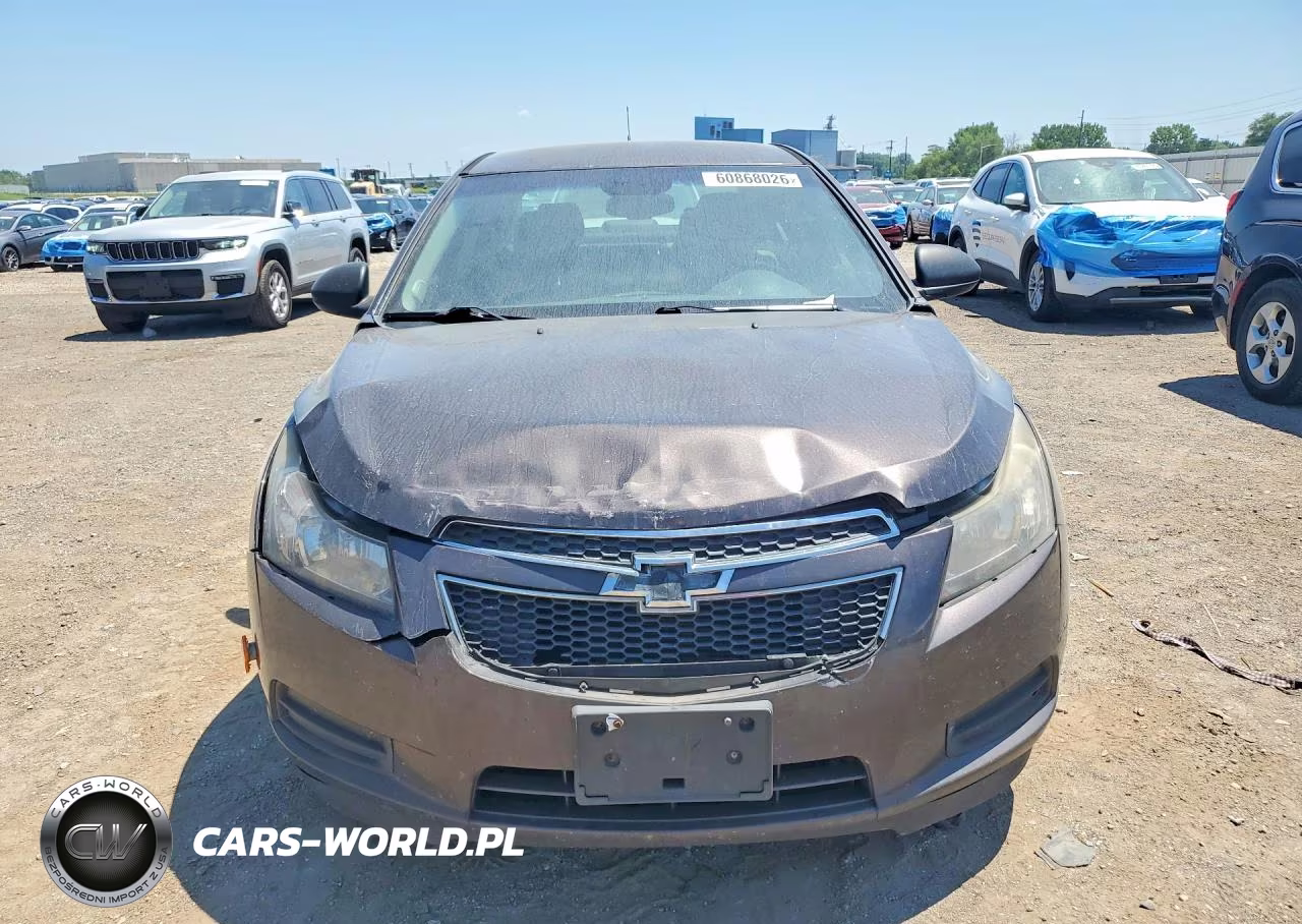 2014 Chevrolet Cruze Ls VIN:1G1PA5SG8E7440428 - 5