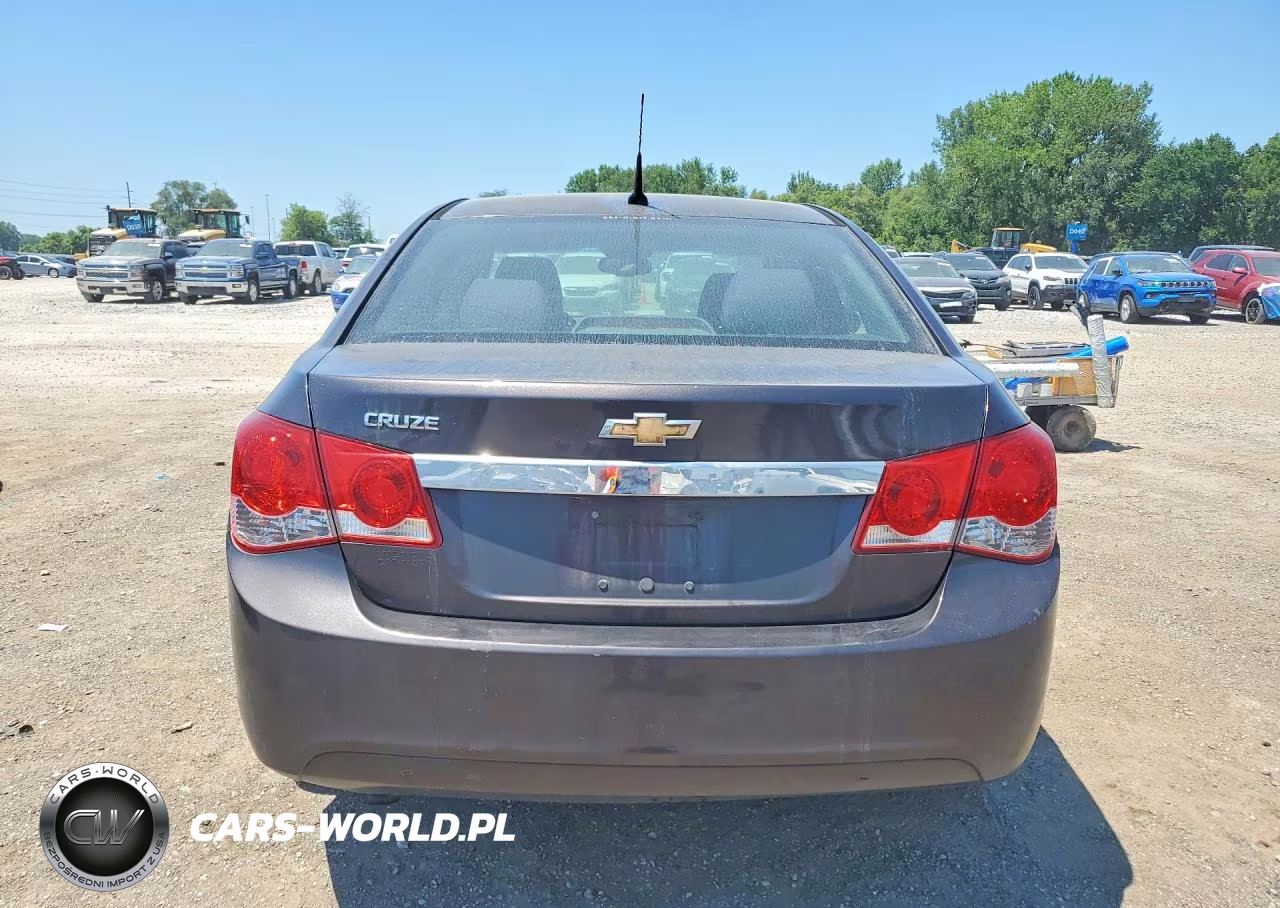 2014 Chevrolet Cruze Ls VIN:1G1PA5SG8E7440428 - 6
