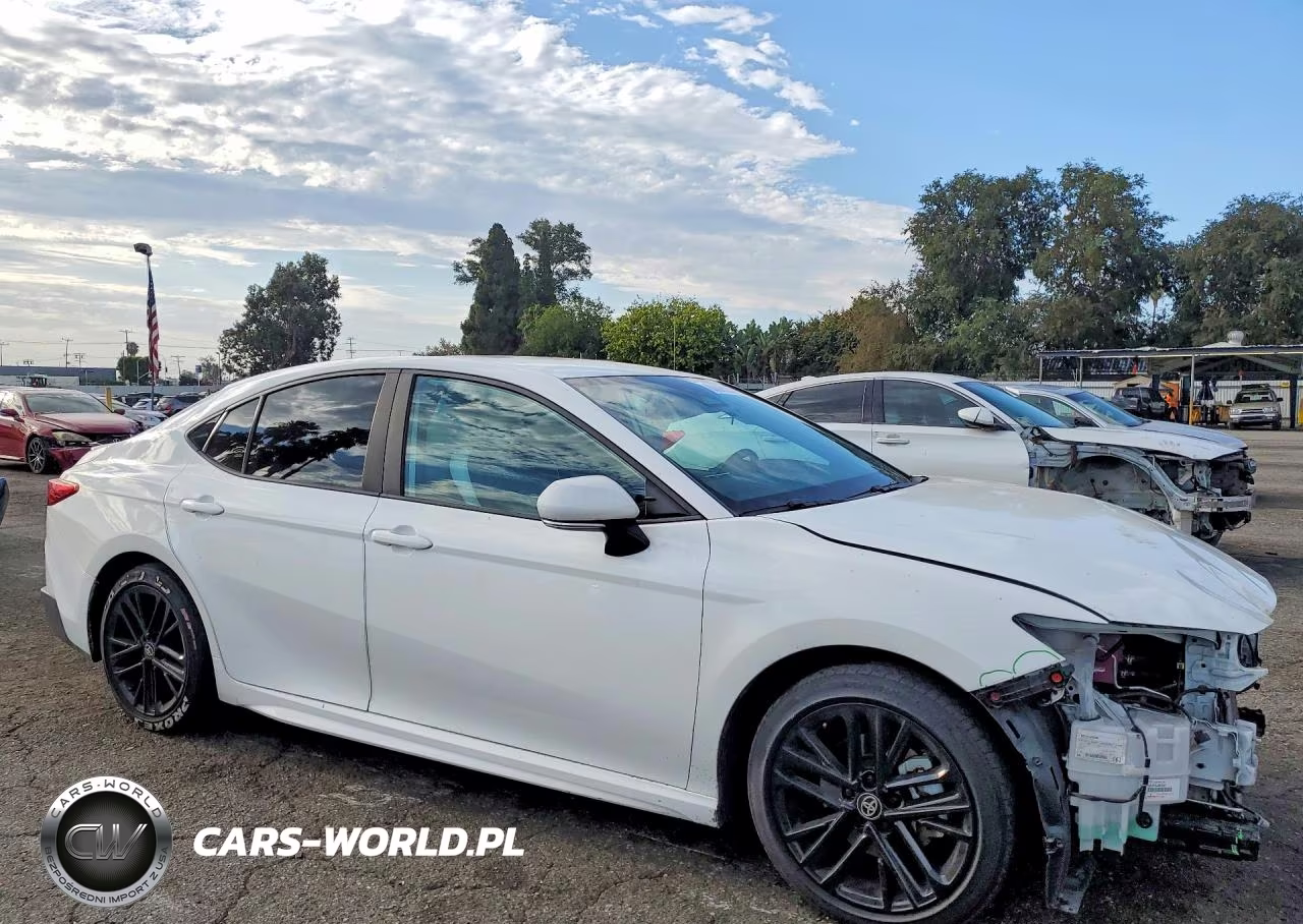 2025 Toyota Camry Se VIN:4T1DAACK5SU027865 - 4