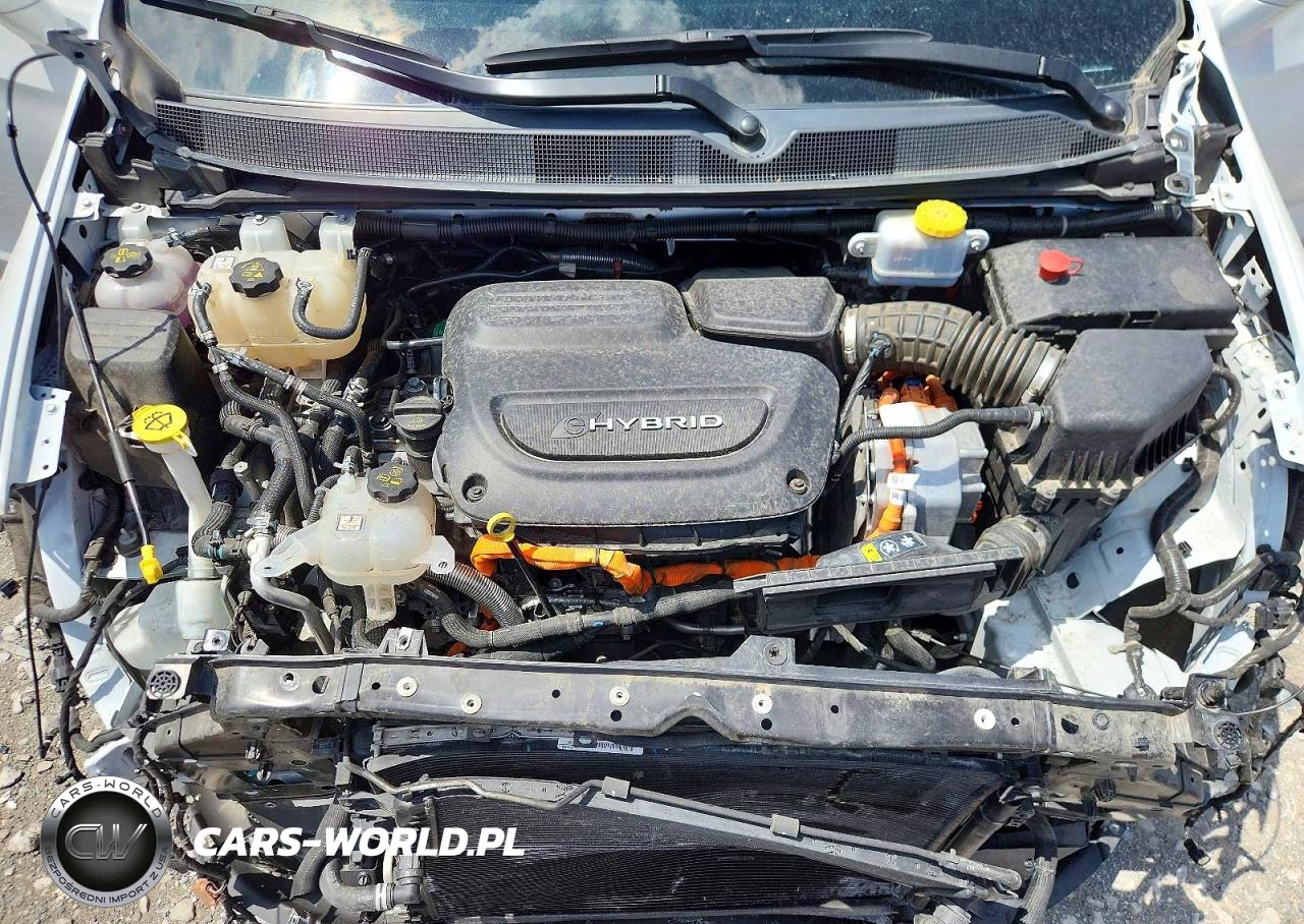 2022 Chrysler Pacifica Hybrid Touring L VIN:2C4RC1L7XNR199911 - 12