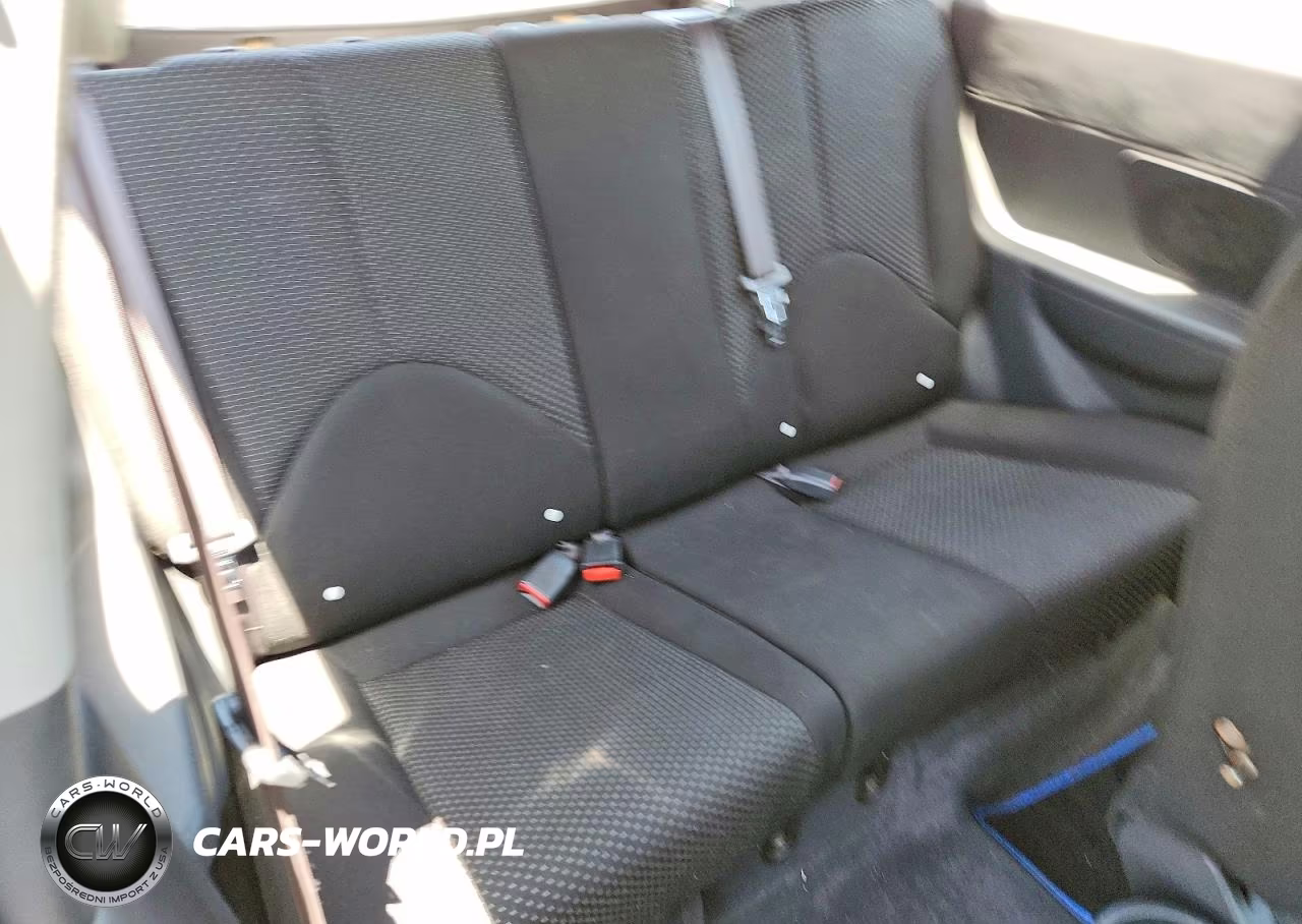 2007 Hyundai Accent Gs VIN:KMHCM36C67U030302 - 10