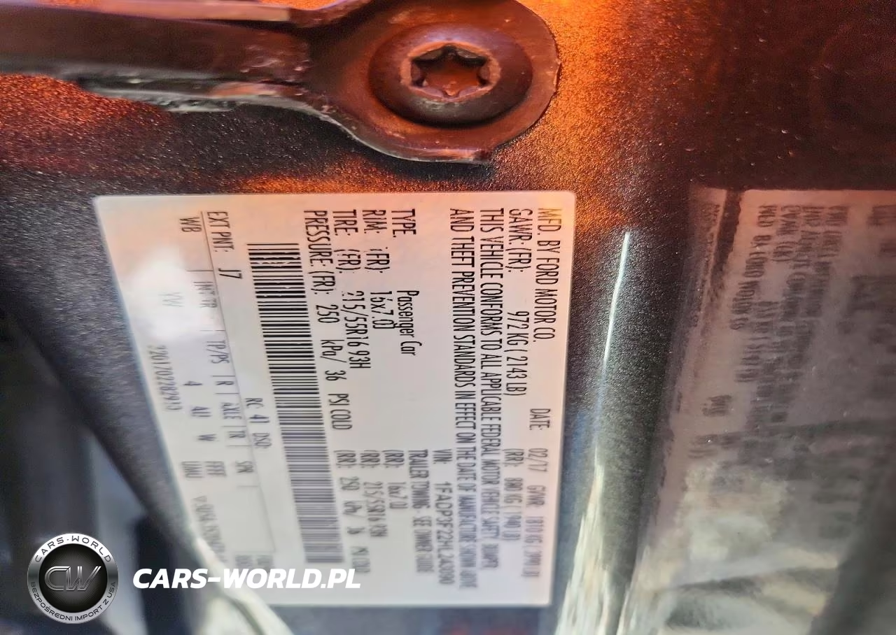 2017 Ford Focus Se VIN:1FADP3F22HL243090 - 12