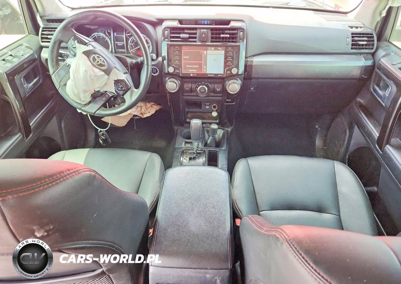 2020 Toyota 4Runner Venture Edition VIN:JTEBU5JR8L5780307 - 8