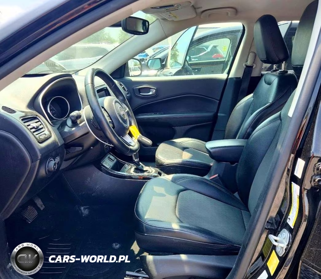 2019 Jeep Compass Latitude VIN:3C4NJCBB7KT726706 - 7