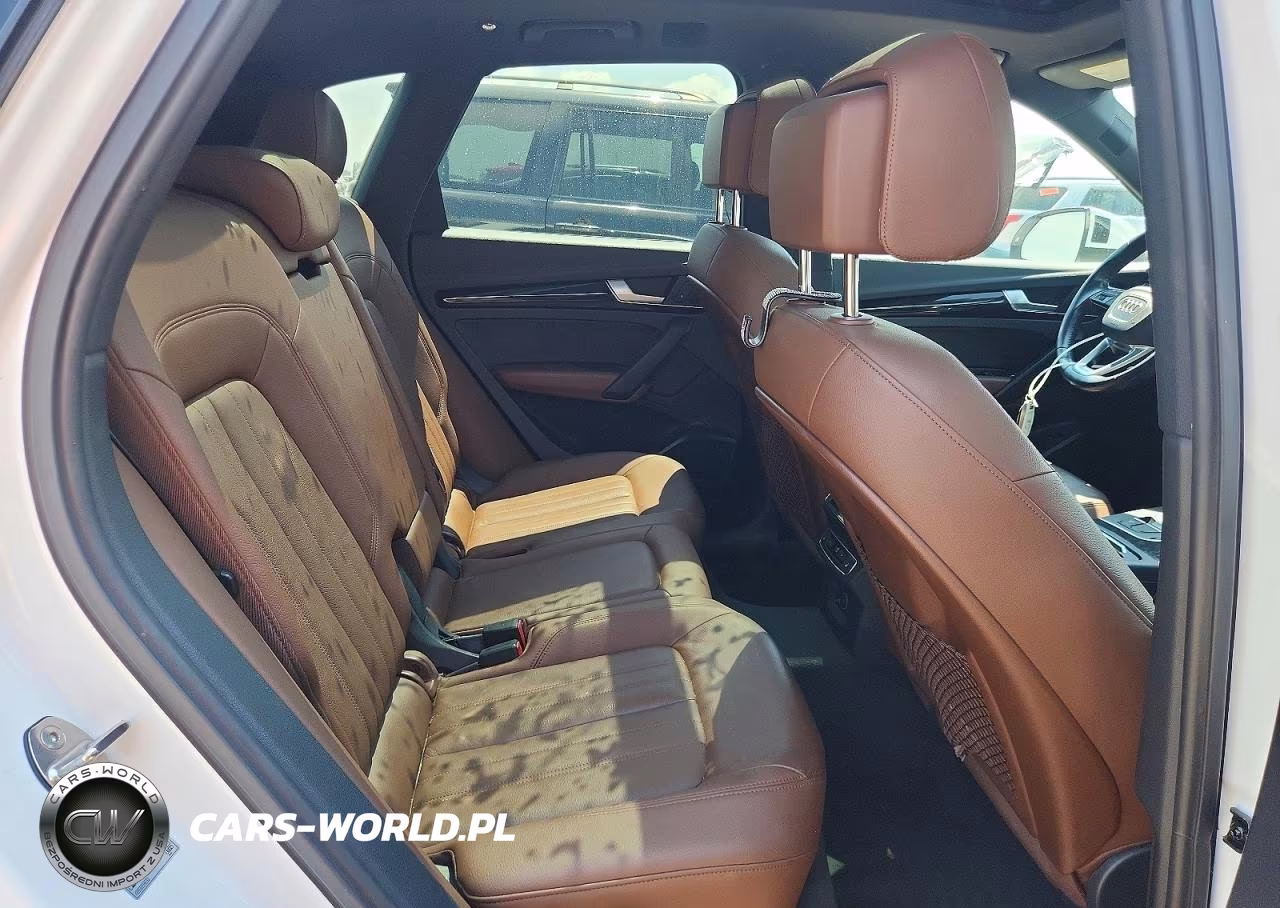 2018 Audi Q5 Premium Plus VIN:WA1BNAFY3J2111381 - 10
