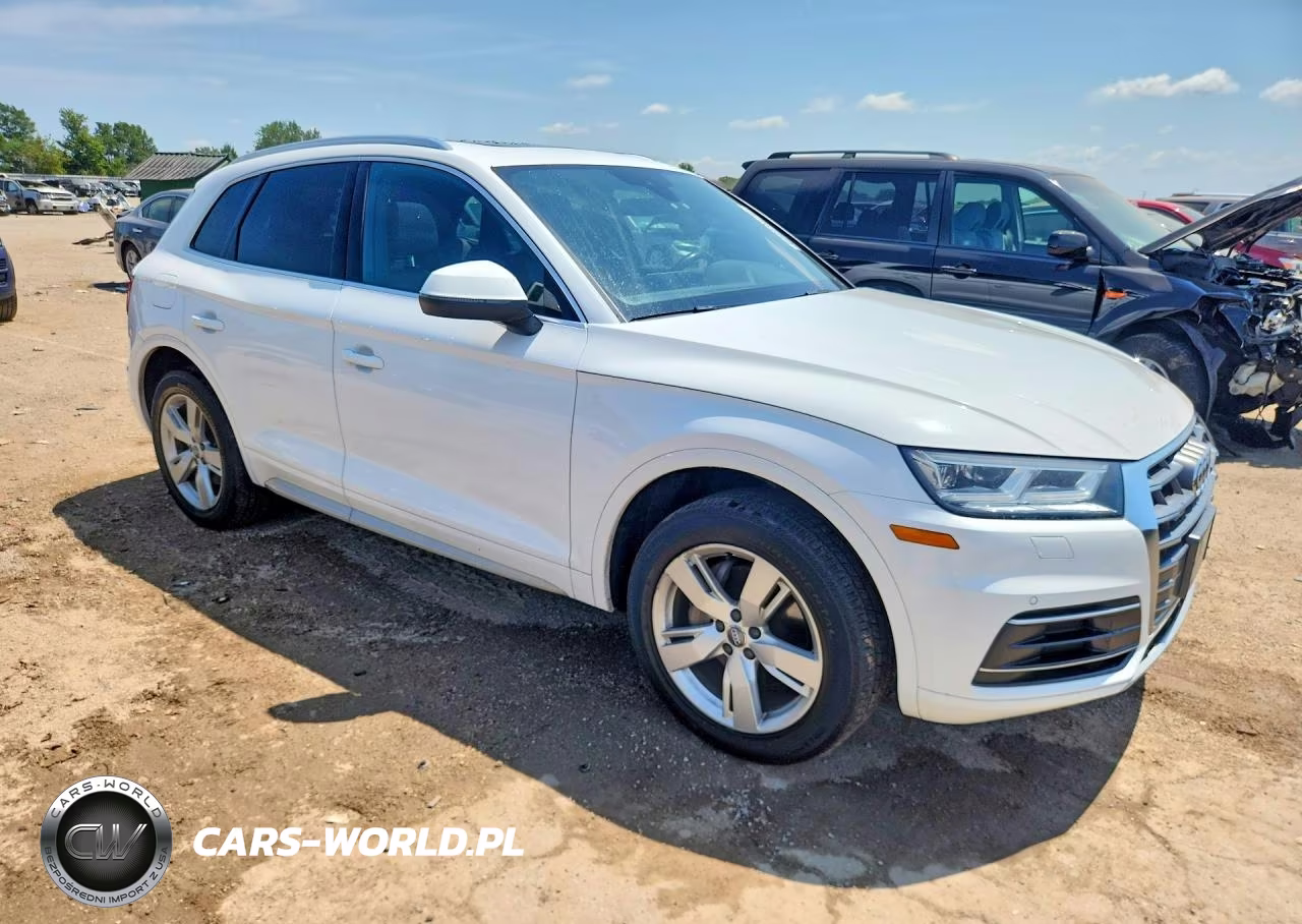 2018 Audi Q5 Premium Plus VIN:WA1BNAFY3J2111381 - 4