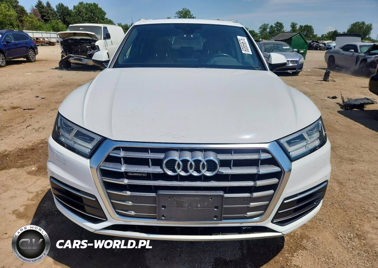 2018 Audi Q5 Premium Plus VIN:WA1BNAFY3J2111381 - 5