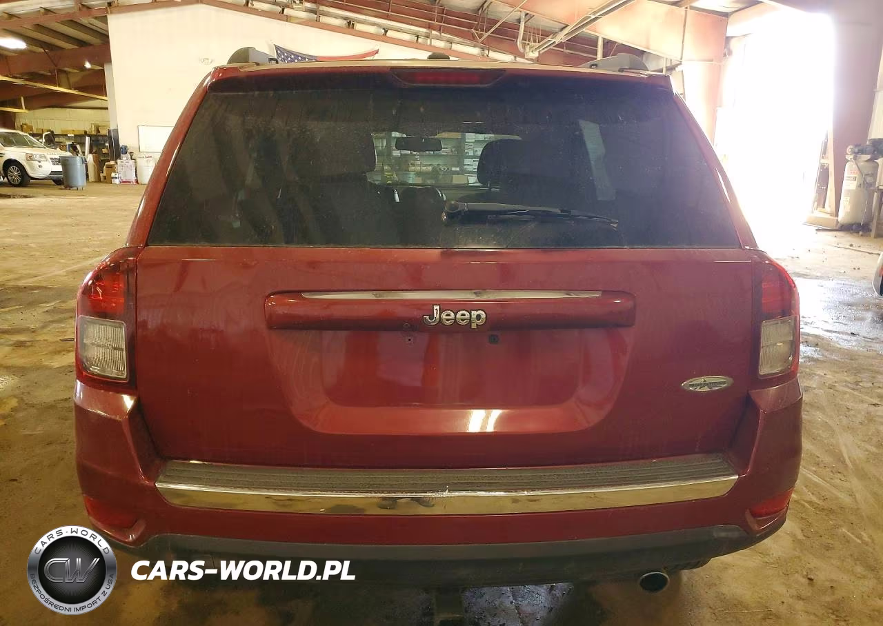 2016 Jeep Compass Latitude VIN:1C4NJCEA8GD775008 - 6