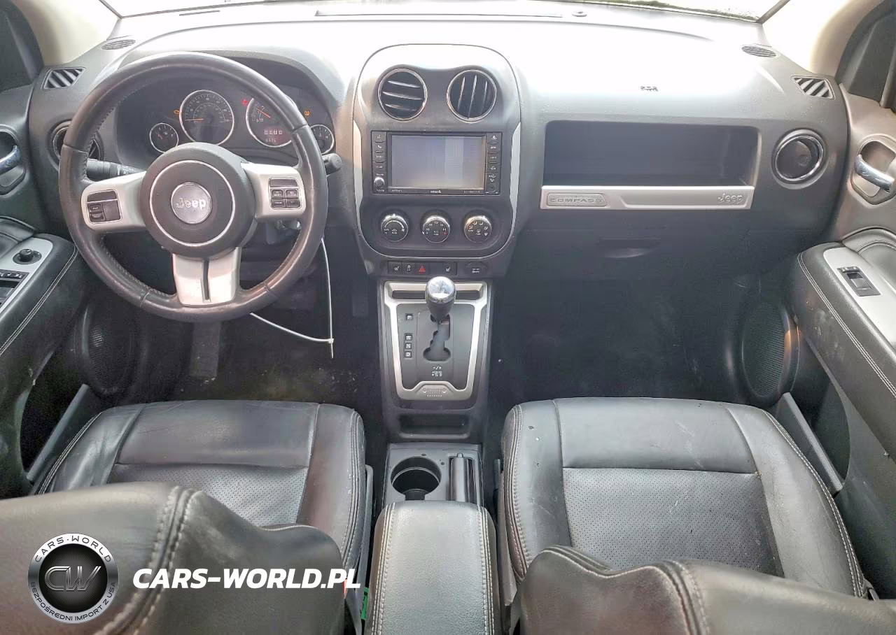 2016 Jeep Compass Latitude VIN:1C4NJCEA8GD775008 - 8