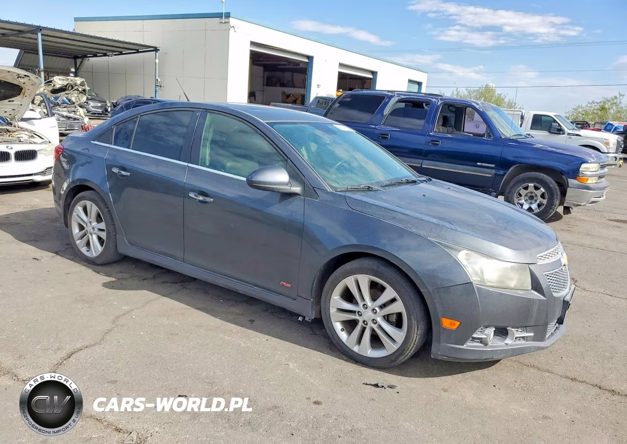 2013 Chevrolet Cruze Ltz VIN:1G1PG5SB7D7110815 - 4