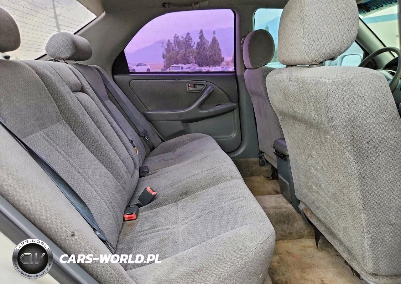 2000 Toyota Camry Le VIN:JT2BG22K7Y0424794 - 10