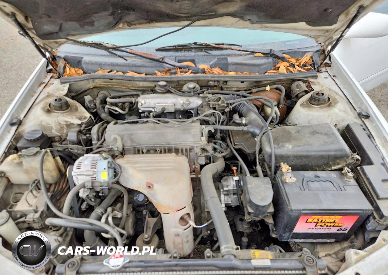 2000 Toyota Camry Le VIN:JT2BG22K7Y0424794 - 11