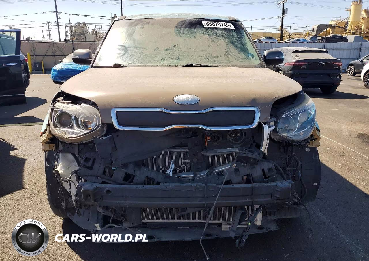 KIA SOUL EV + VIN:KNDJX3AE7J7032271 - 5