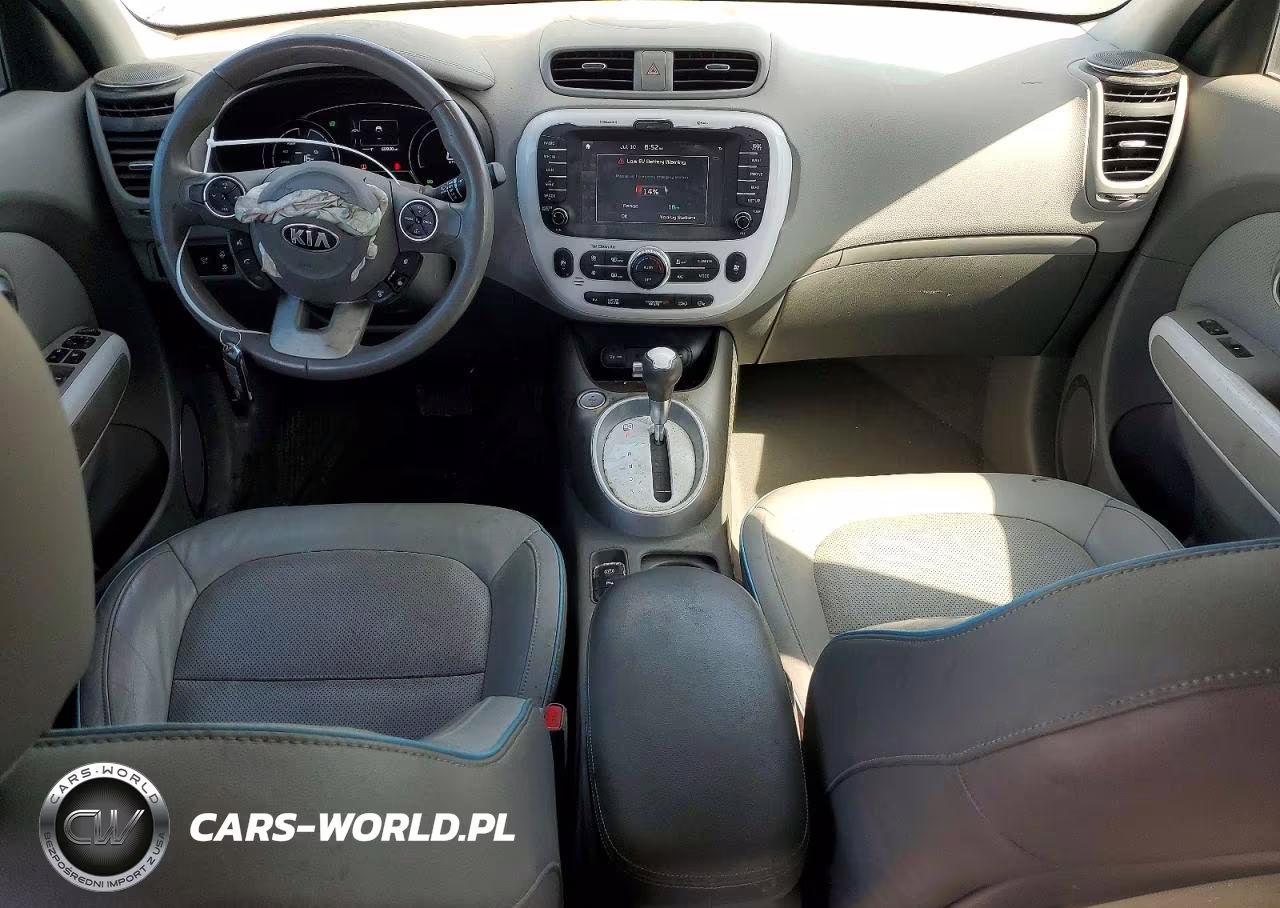 KIA SOUL EV + VIN:KNDJX3AE7J7032271 - 8