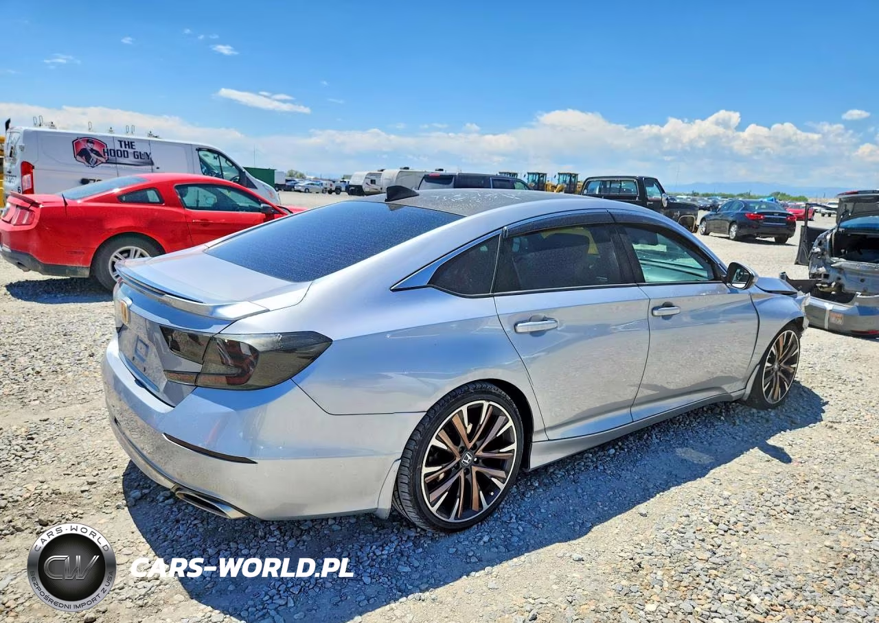 2018 Honda Accord Sport VIN:1HGCV2F33JA013835 - 3