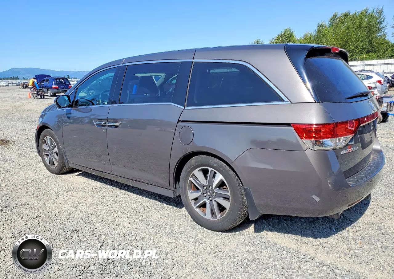 2015 Honda Odyssey Trg VIN:5FNRL5H96FB037305 - 2