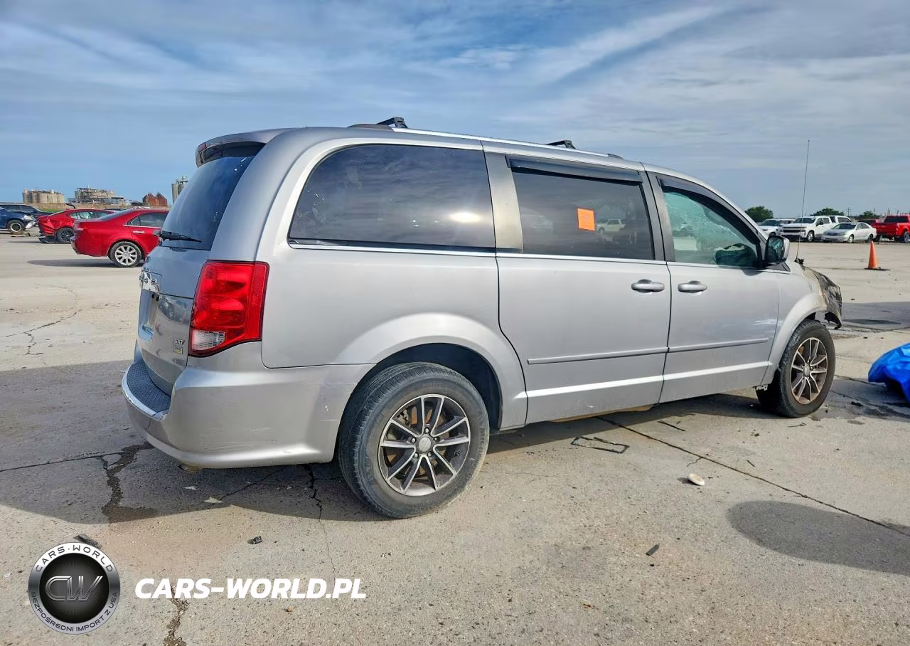 2017 Dodge Grand Caravan Sxt VIN:2C4RDGCG6HR806875 - 3