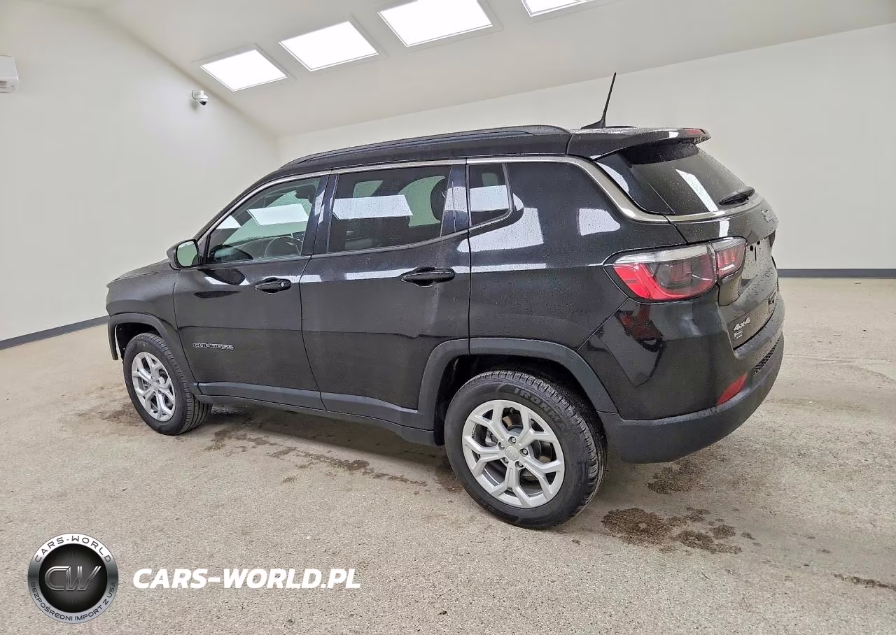 2024 Jeep Compass Latitude VIN:3C4NJDBN7RT110756 - 2