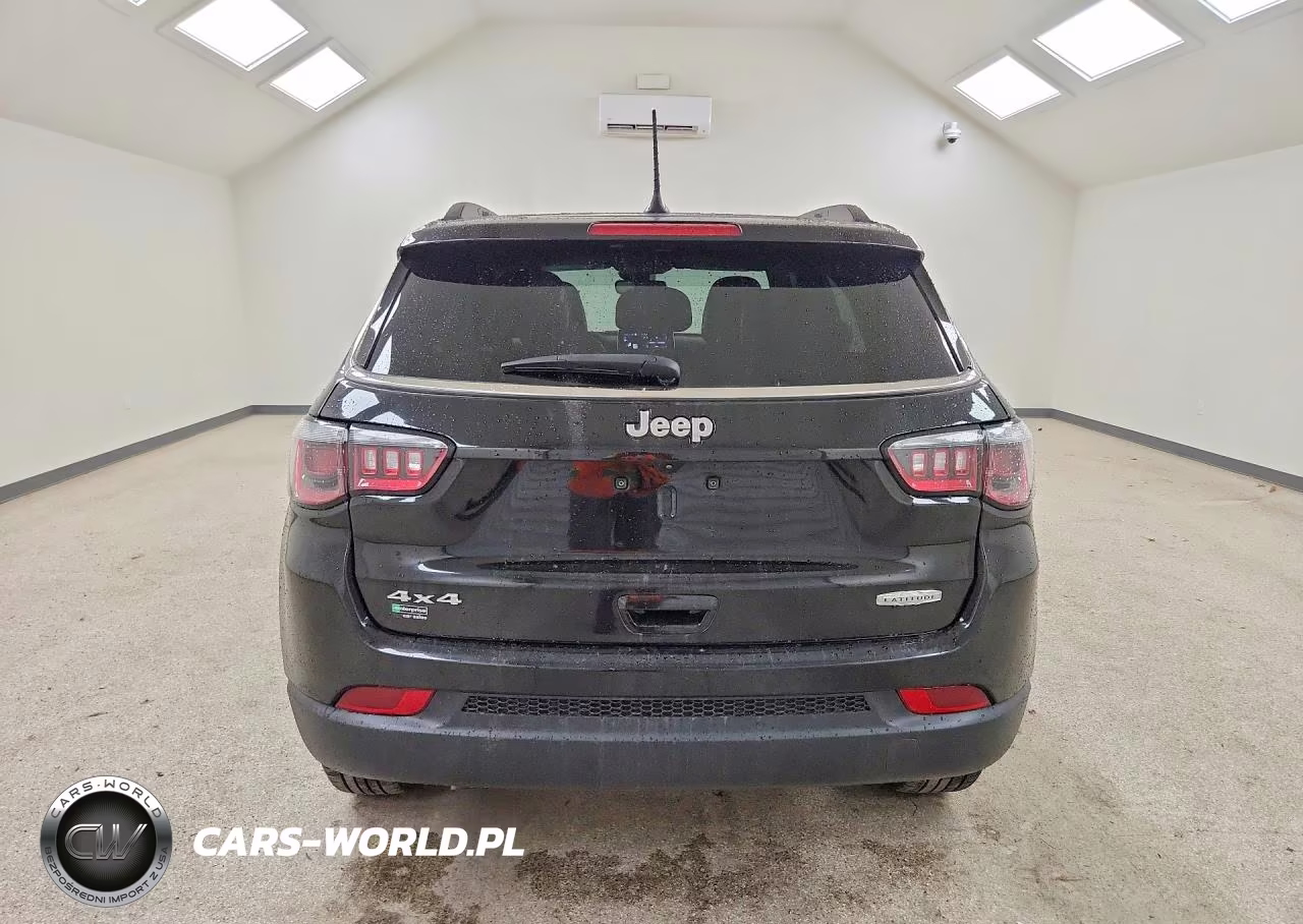 2024 Jeep Compass Latitude VIN:3C4NJDBN7RT110756 - 6