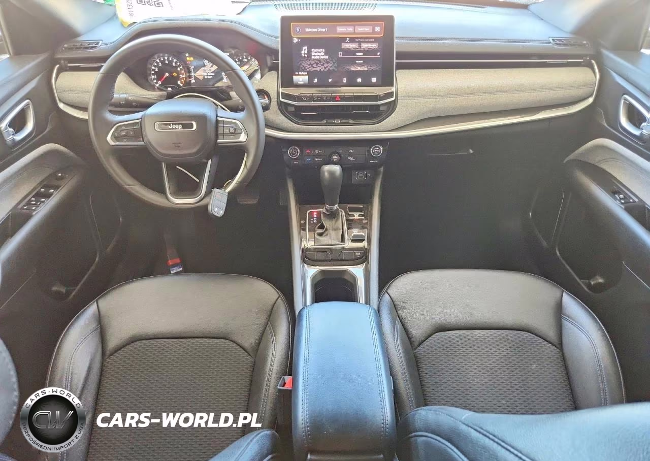 2024 Jeep Compass Latitude VIN:3C4NJDBN7RT110756 - 8