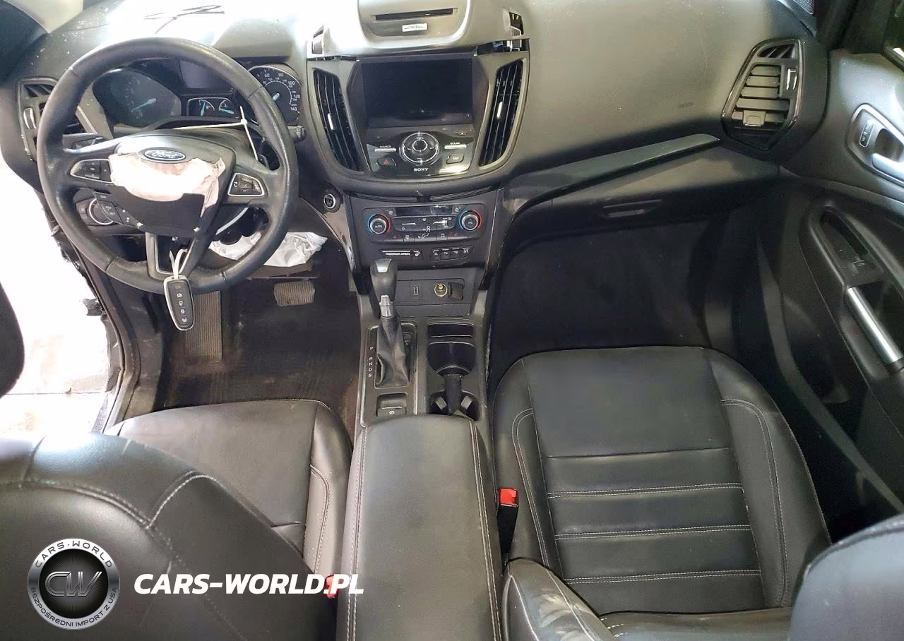 2017 Ford Escape Titanium VIN:1FMCU9J98HUA82188 - 8
