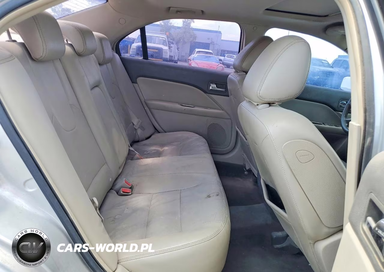 FORD FUSION VIN:3FAHP0JG1AR193082 - 10