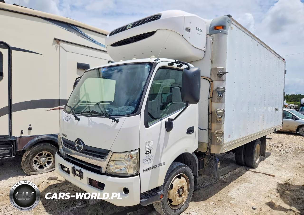 2016 Hino 238 – zdjęcie 1 z 13
