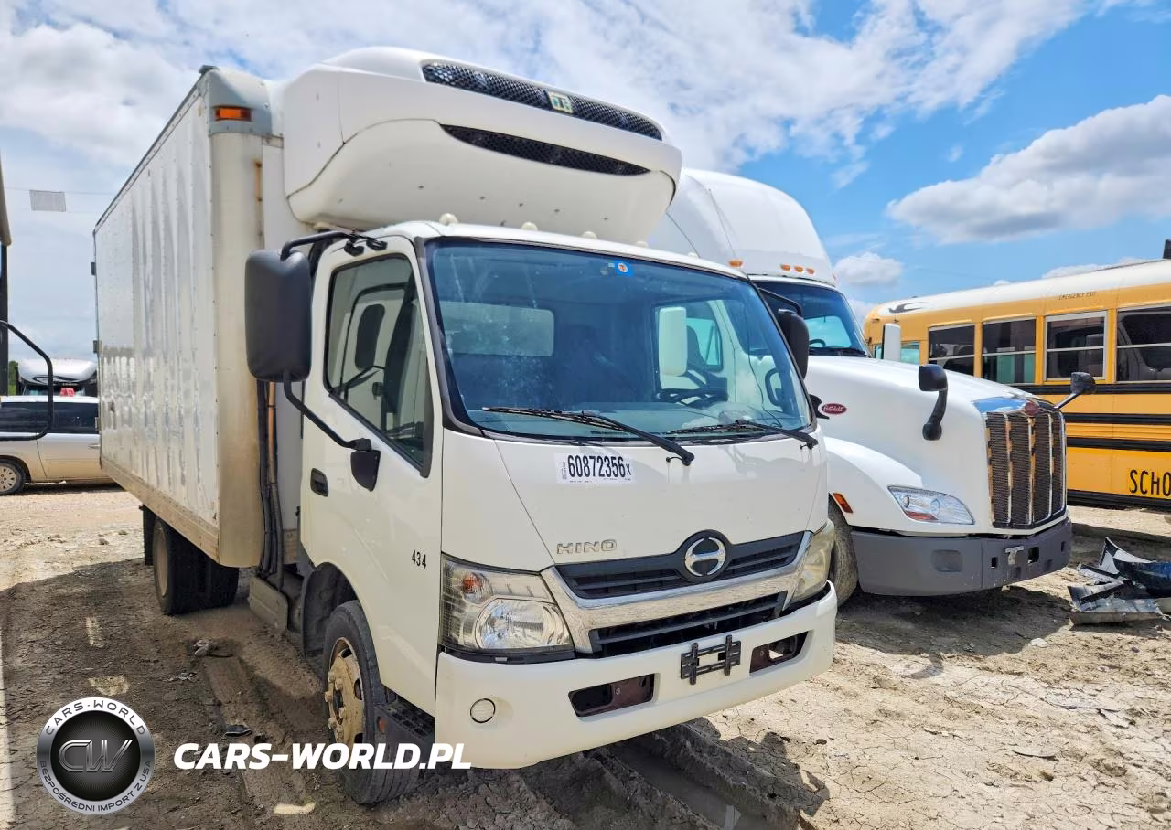 2016 Hino 238 VIN:JHHHDM2H9GK002066 - 4