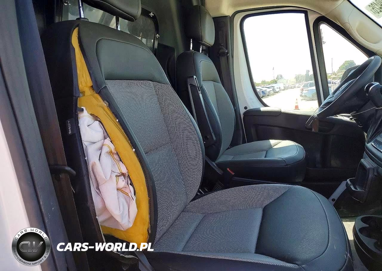 2025 Ram Promaster 1500 Tradesman Low Roof 118 Wb W-Pass Seat VIN:3C6LRVNG4SE533654 - 11
