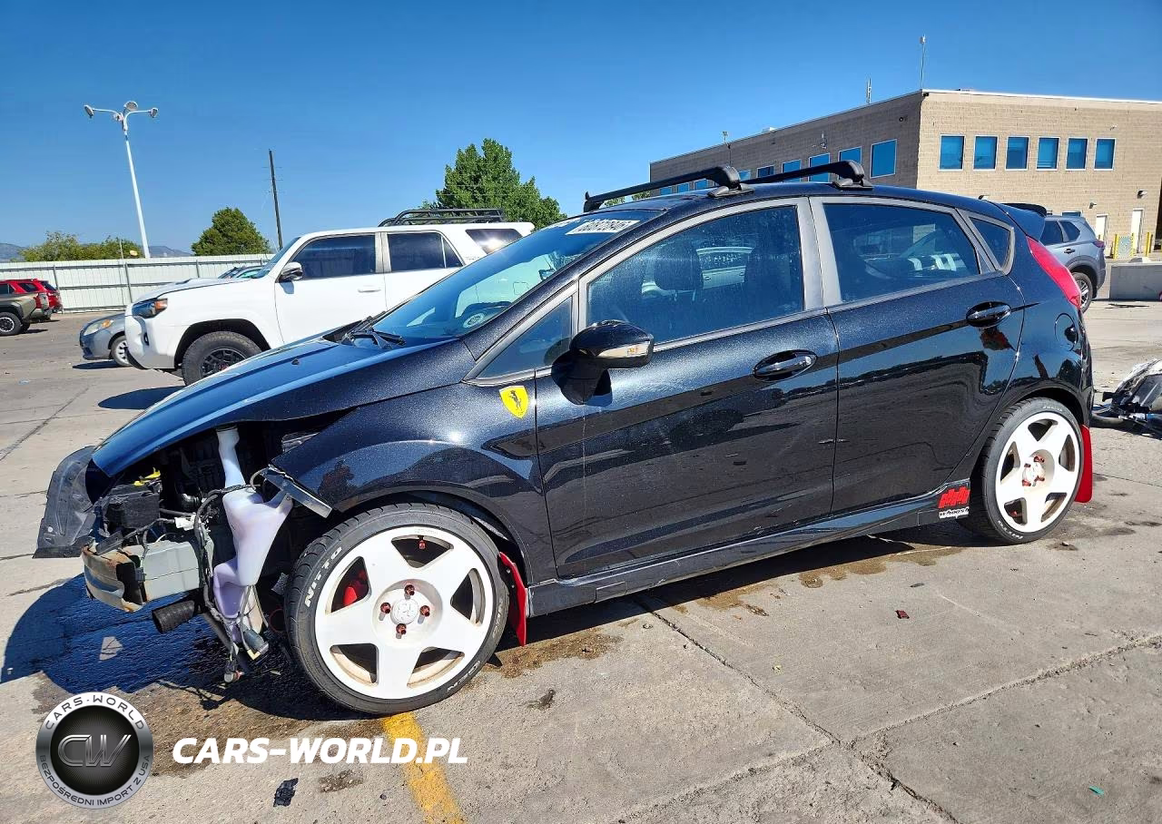 2015 Ford Fiesta St – zdjęcie 1 z 13