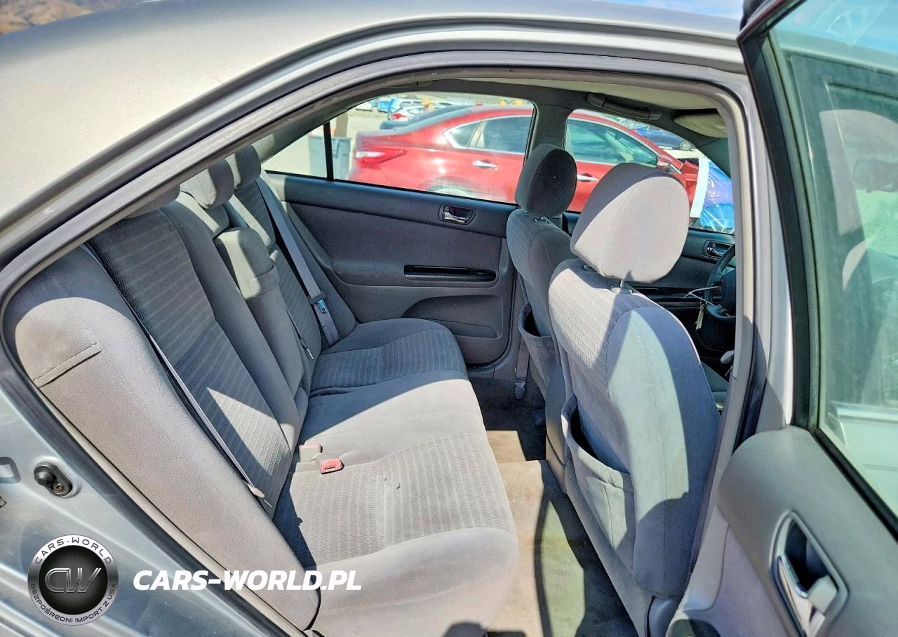 2005 Toyota Camry Le VIN:4T1BE32K55U525853 - 10