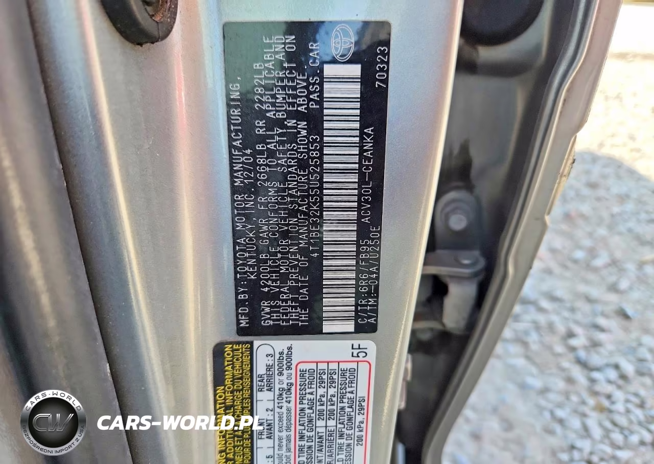 2005 Toyota Camry Le VIN:4T1BE32K55U525853 - 12