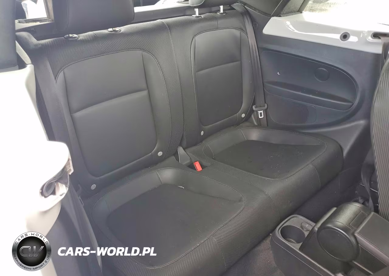 2013 Volkswagen Beetle VIN:3VW5X7AT2DM816839 - 10