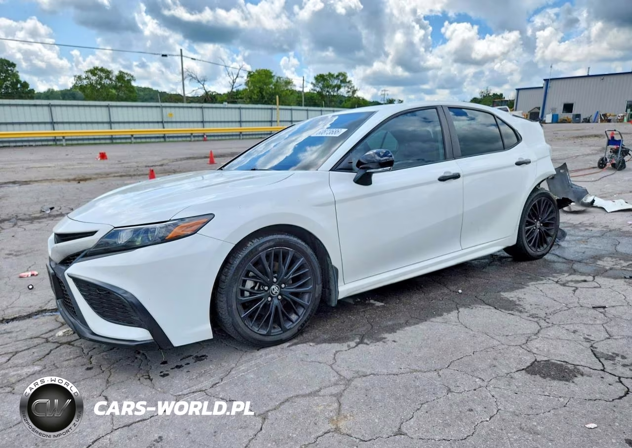 2022 Toyota Camry Se Nightshade – zdjęcie 1 z 13