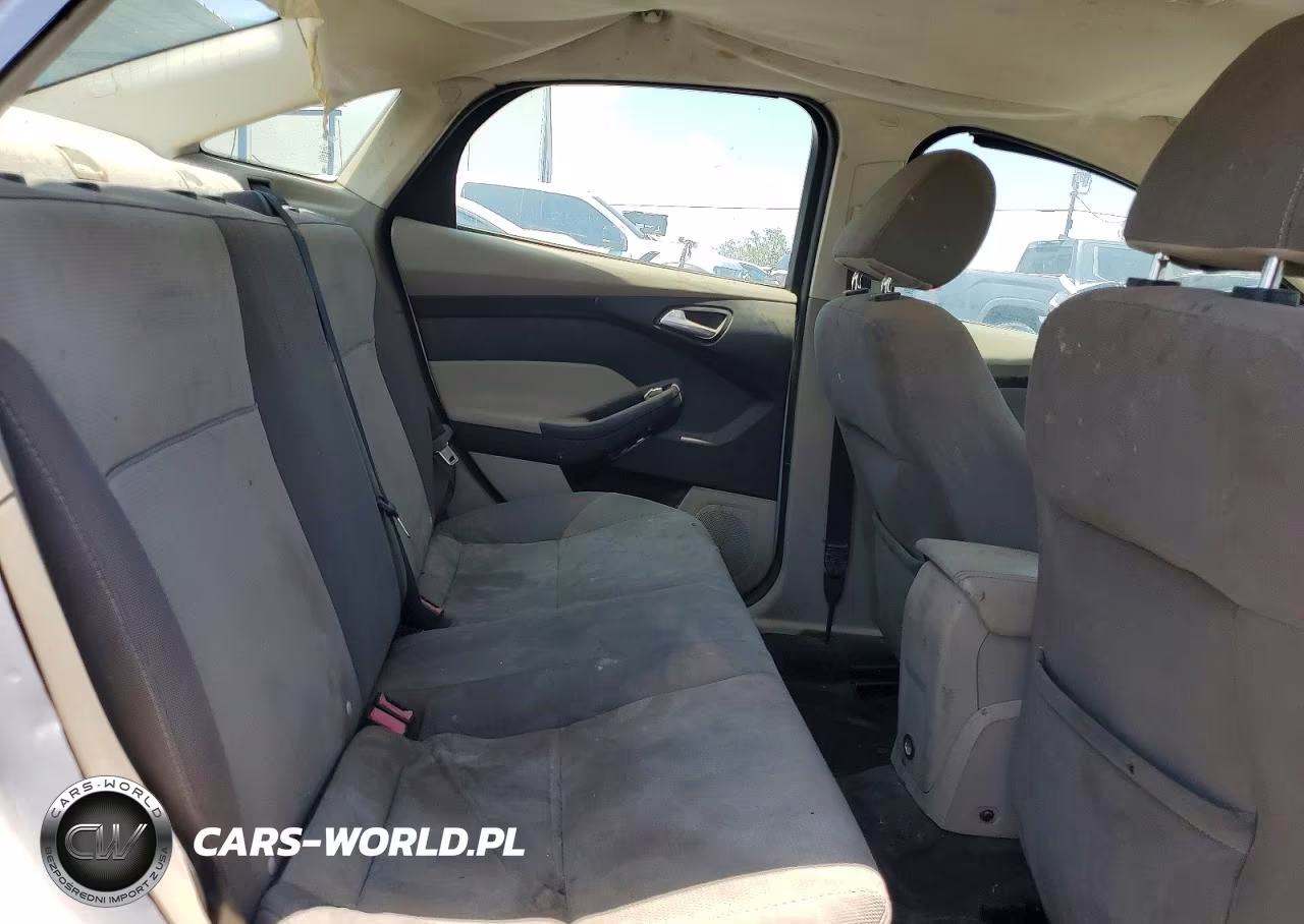 2013 Ford Focus Se VIN:1FADP3F23DL137967 - 10