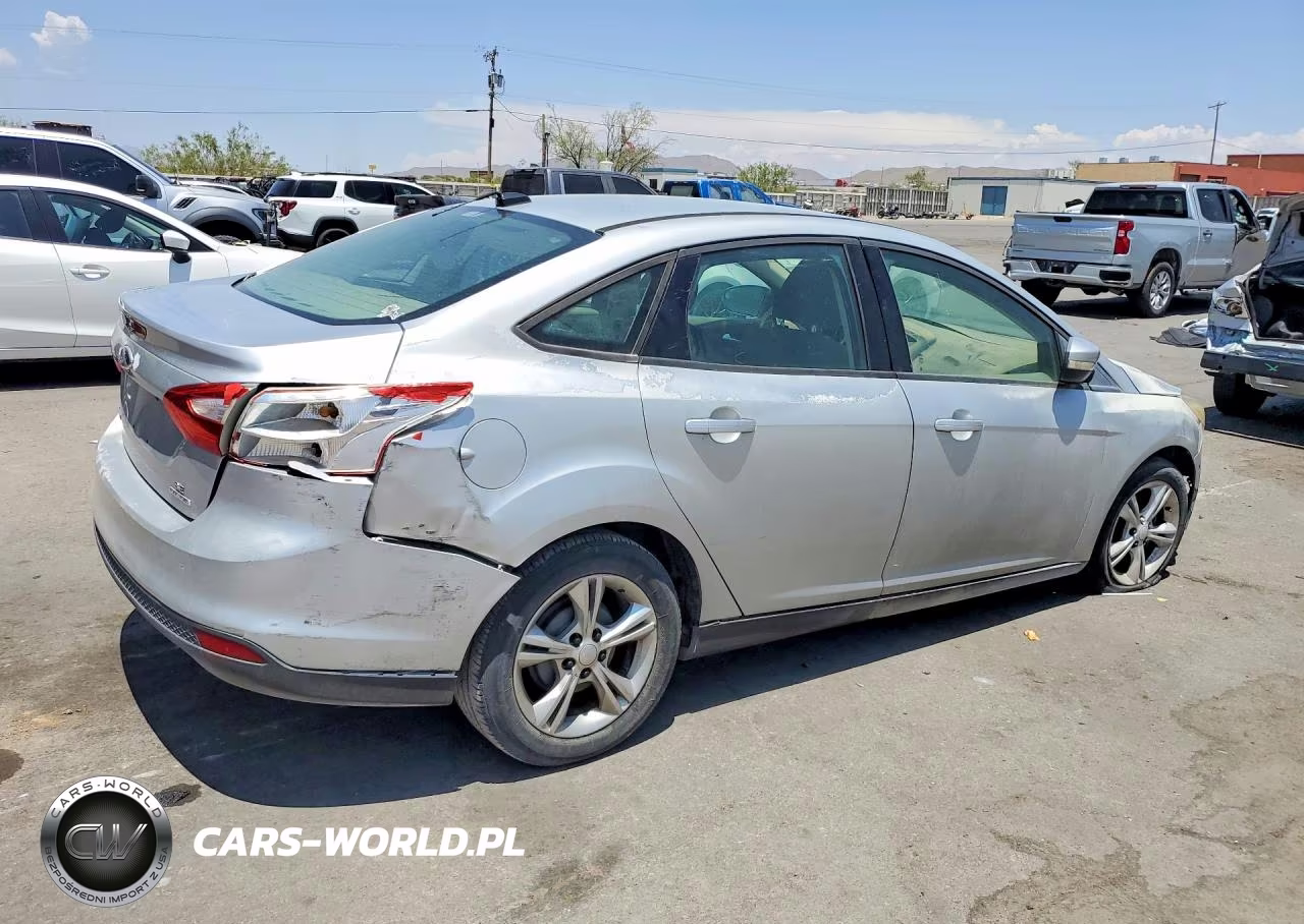 2013 Ford Focus Se VIN:1FADP3F23DL137967 - 3