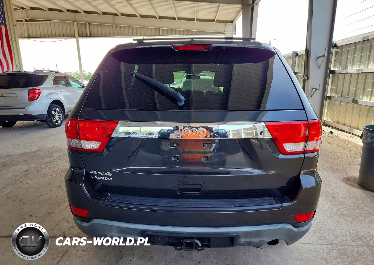 2011 Jeep Grand Cherokee Laredo VIN:1J4RR4GG2BC585425 - 6